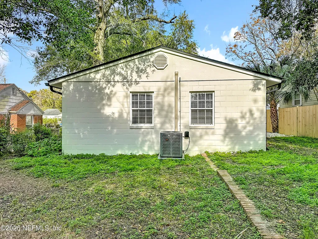 5128 Sunderland Road Jacksonville FL 32210