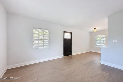 5128 Sunderland Road Jacksonville FL 32210