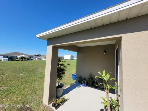 256 River Hill Drive Welaka FL 32193