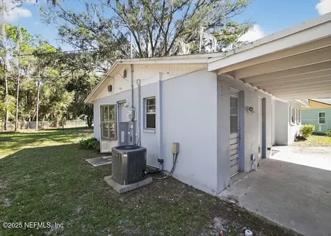 2532 NE 13th Avenue Gainesville FL 32641