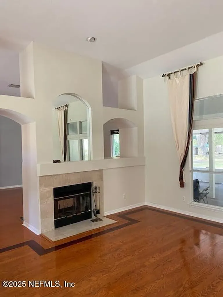 345 Lolly Lane Jacksonville FL 32259