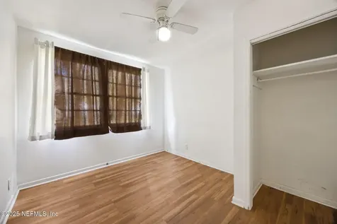 253 Santa Barbara Avenue Jacksonville FL 32254