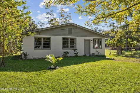 253 Santa Barbara Avenue Jacksonville FL 32254