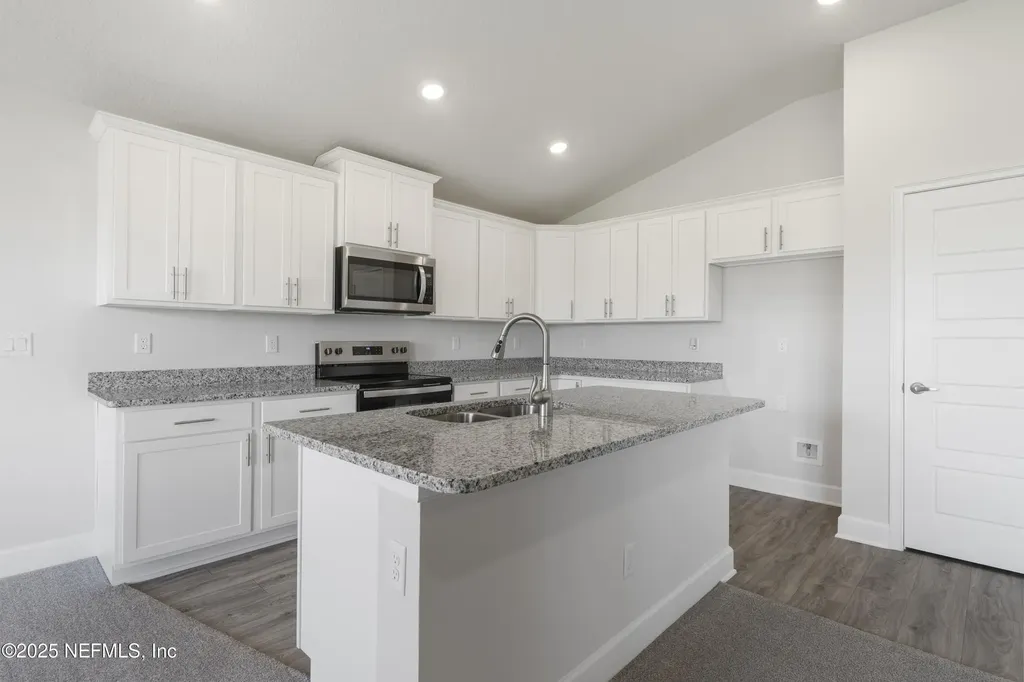 3327 Meadow Ridge Place Green Cove Springs FL 32043