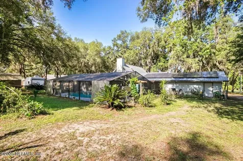 407 Lakeshore Drive Starke FL 32091