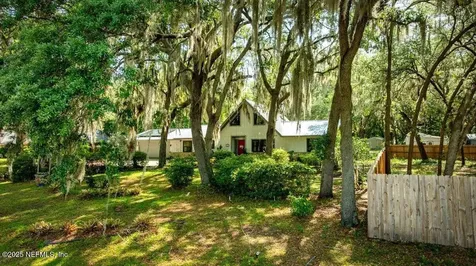 407 Lakeshore Drive Starke FL 32091