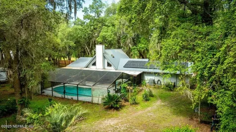 407 Lakeshore Drive Starke FL 32091
