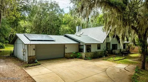407 Lakeshore Drive Starke FL 32091