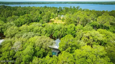 407 Lakeshore Drive Starke FL 32091