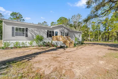 655 Yelvington Road East Palatka FL 32131