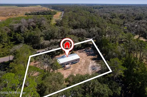 655 Yelvington Road East Palatka FL 32131