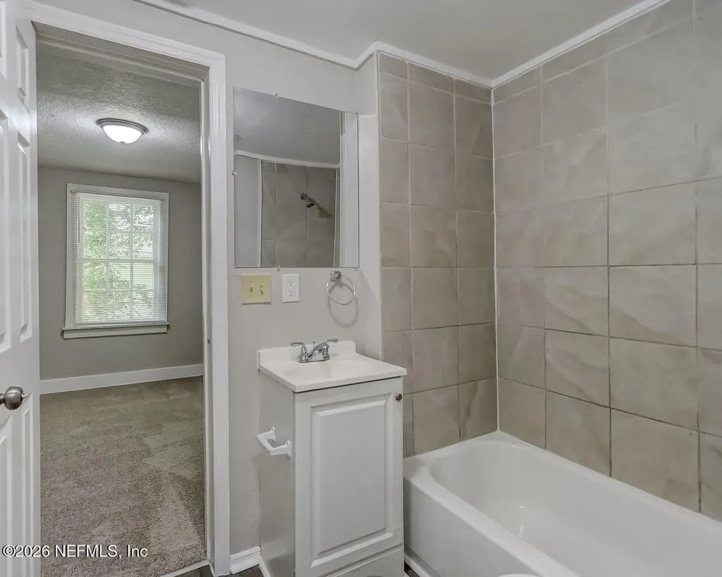 1027 Woodstock Avenue Jacksonville FL 32254