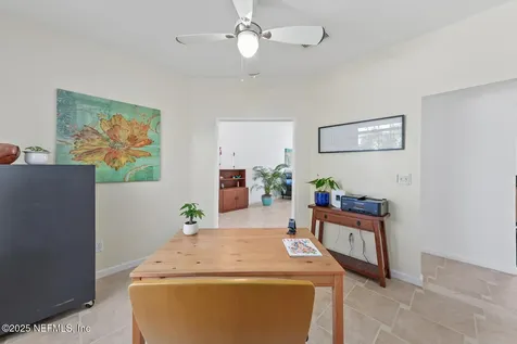 3807 Union Pacific Drive W Jacksonville FL 32246