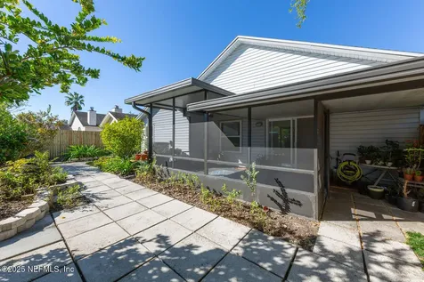 3807 Union Pacific Drive W Jacksonville FL 32246