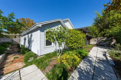 3807 Union Pacific Drive W Jacksonville FL 32246