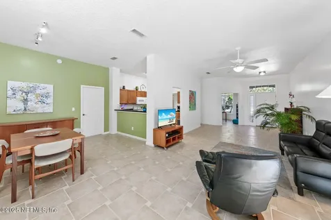 3807 Union Pacific Drive W Jacksonville FL 32246