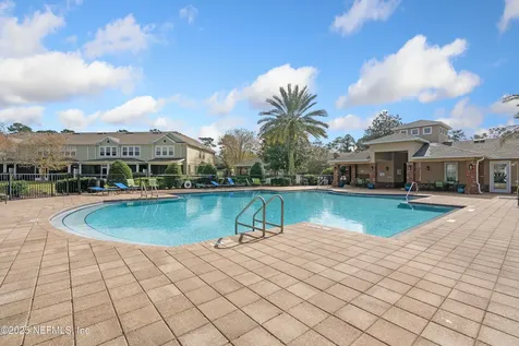 6865 Roundleaf Drive Jacksonville FL 32258
