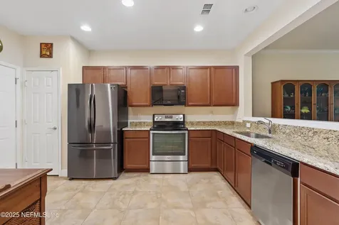 6865 Roundleaf Drive Jacksonville FL 32258