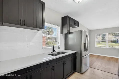 5822 Begonia Road Jacksonville FL 32209