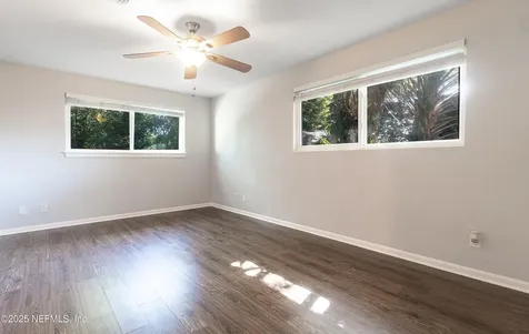 3915 Rodby Drive Jacksonville FL 32210