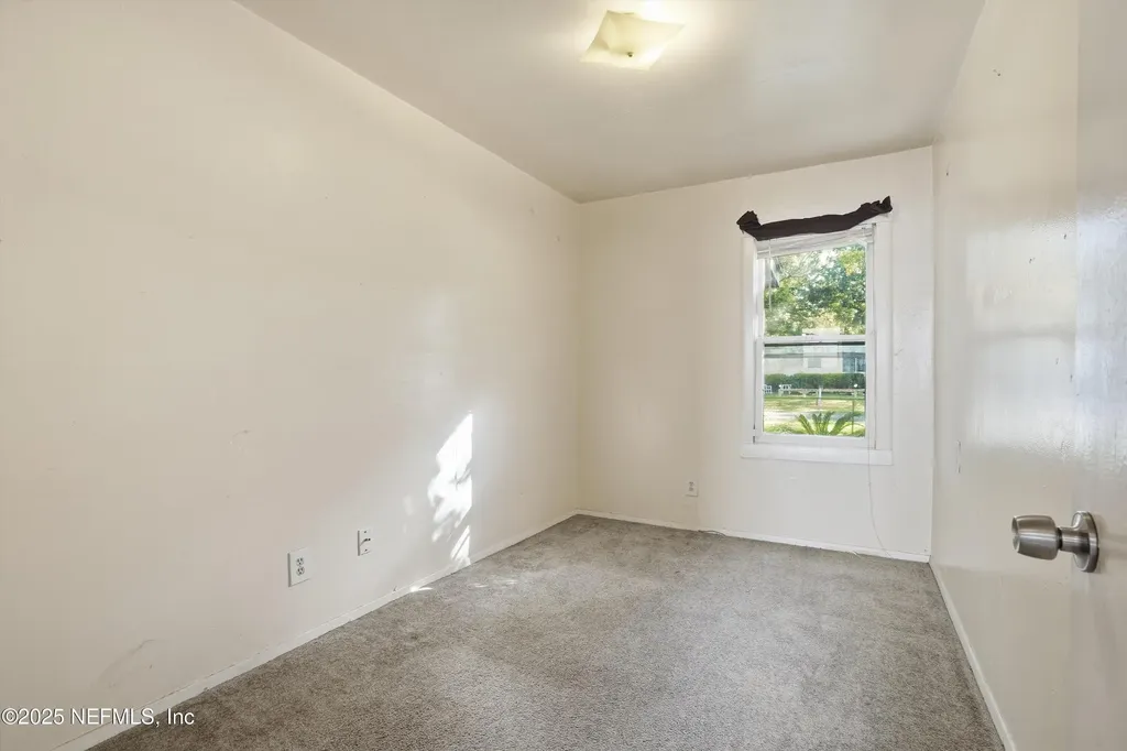 11558 Raft Road Jacksonville FL 32218