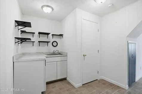 11558 Raft Road Jacksonville FL 32218