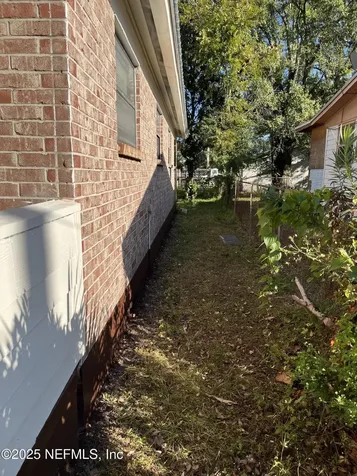 737 Minnie Street Jacksonville FL 32204