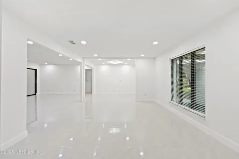 2917 Isser Court Jacksonville FL 32257