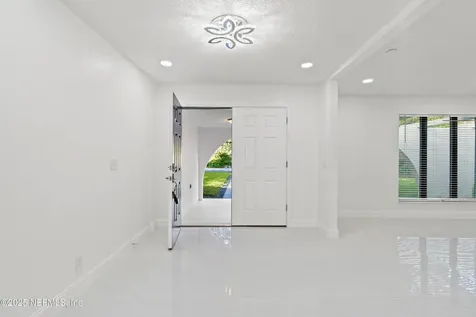 2917 Isser Court Jacksonville FL 32257
