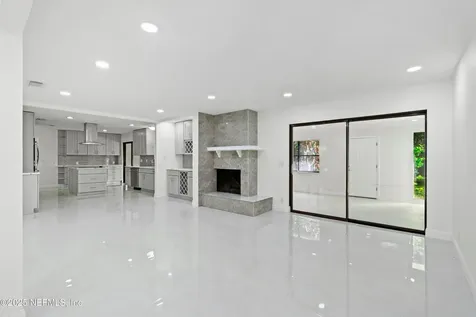 2917 Isser Court Jacksonville FL 32257
