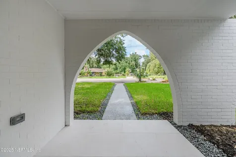 2917 Isser Court Jacksonville FL 32257