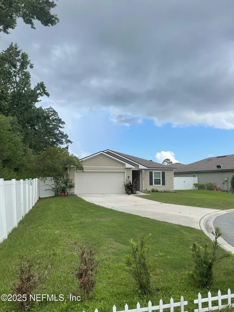 12195 Breeze Court Jacksonville FL 32218