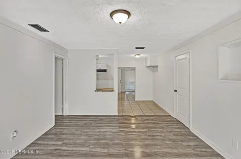 6453 Burgundy Road S Jacksonville FL 32210