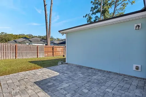 8401 Highfield Avenue Jacksonville FL 32216