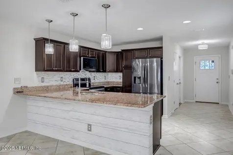8401 Highfield Avenue Jacksonville FL 32216