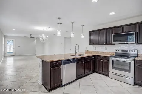 8401 Highfield Avenue Jacksonville FL 32216