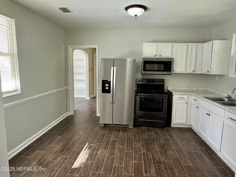 4779 Shirley Avenue Jacksonville FL 32210