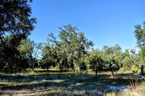 96 Bridle Drive Interlachen FL 32148