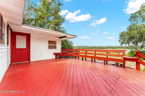 140 Morris Lake Drive Hawthorne FL 32640