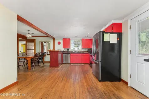 140 Morris Lake Drive Hawthorne FL 32640