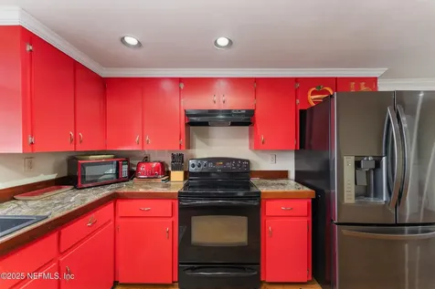 140 Morris Lake Drive Hawthorne FL 32640