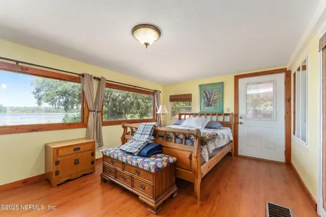 140 Morris Lake Drive Hawthorne FL 32640