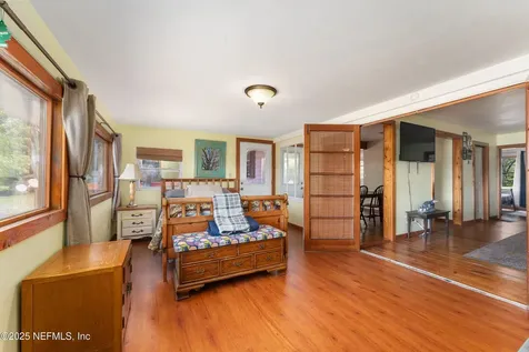 140 Morris Lake Drive Hawthorne FL 32640
