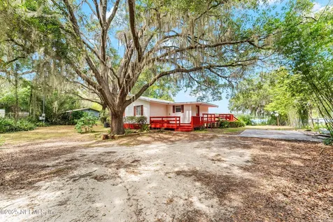 140 Morris Lake Drive Hawthorne FL 32640