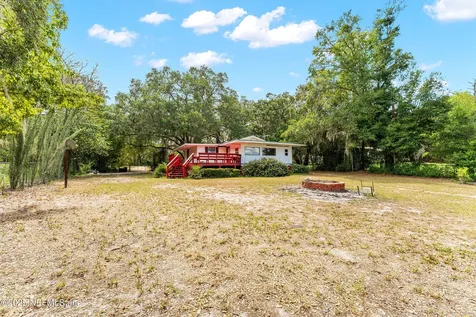 140 Morris Lake Drive Hawthorne FL 32640