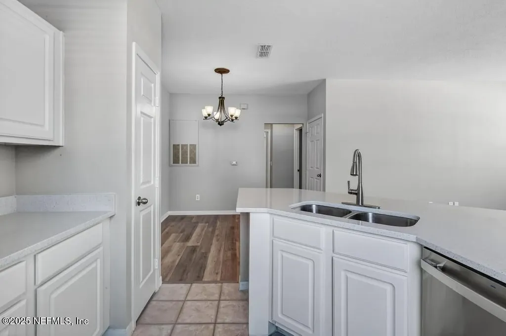 13703 Richmond Park Drive Jacksonville FL 32224