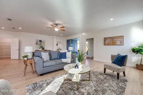 15704 Northside Drive E Jacksonville FL 32218