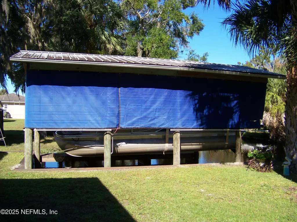 118 Hicks Avenue Crescent City FL 32112