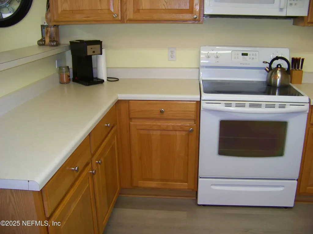 118 Hicks Avenue Crescent City FL 32112