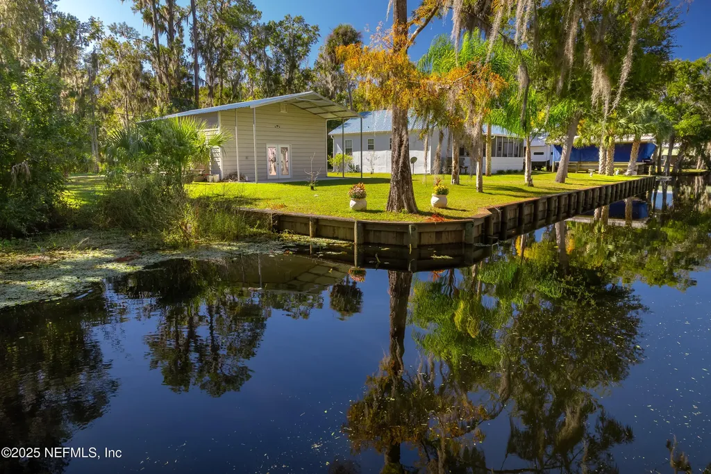 118 Hicks Avenue Crescent City FL 32112